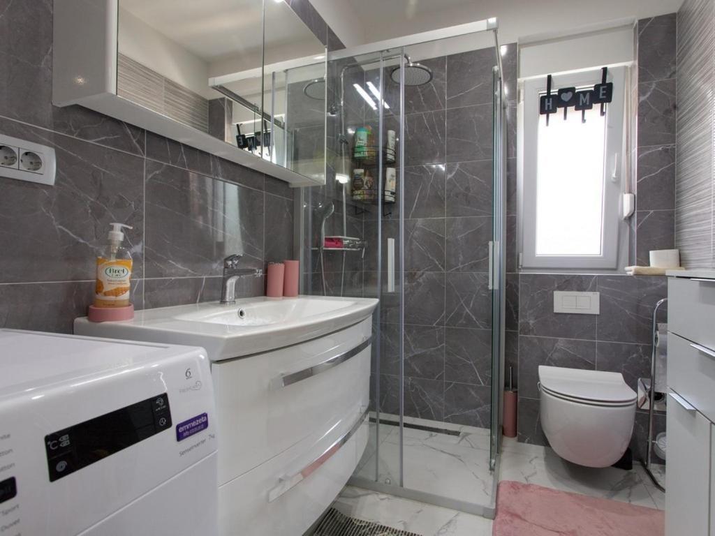 Apartments With A Parking Space Kastel Stari, Kastela - 22590 מראה חיצוני תמונה